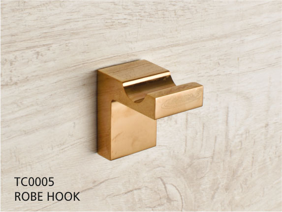 Avon by Decor Brass Bath