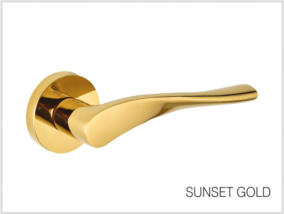 Taavi by Decor Brass Pull Rose