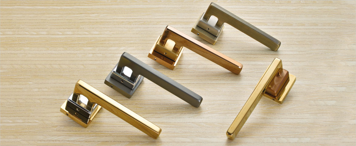 Decker by Decor Brass Pull Rose