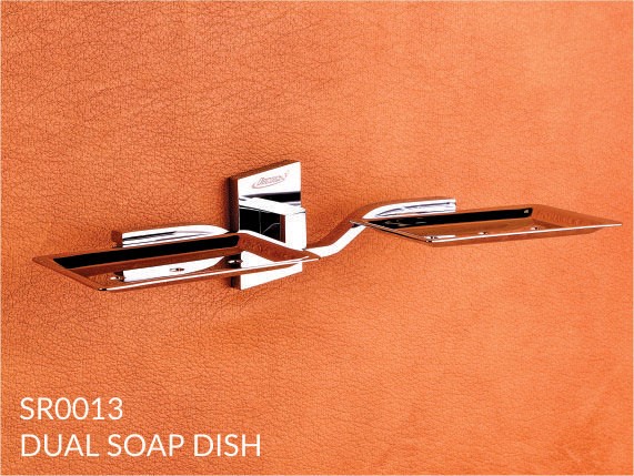 Sharlo by Decor Brass Bath